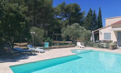 Villa contemporaine en Provence,  Grans