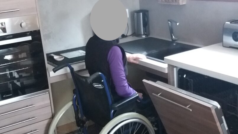 cuisine PMR adaptée fauteuil roulant