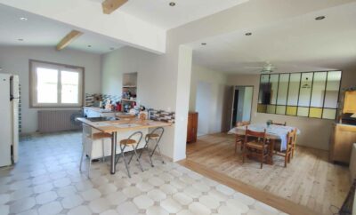 Maison 6/8 personnes à la campagne en Auvergne
