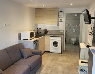 Studio en rez de jardin au Cap d Agde