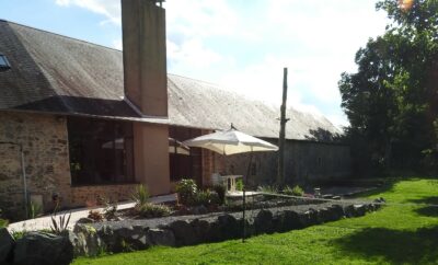 Gîte adapté PMR, 3 à 6 personnes, 230 m², en Mayenne