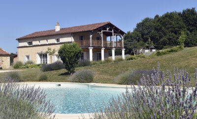Maison de charme avec piscine, 8 personnes, Périgord