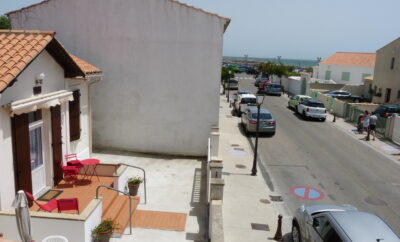 Villa 2 ch Saintes-Maries-de-la-Mer 100 m mer Camargue