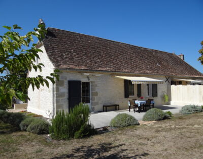 Gîte 5/7 personnes avec piscine, sud Périgord