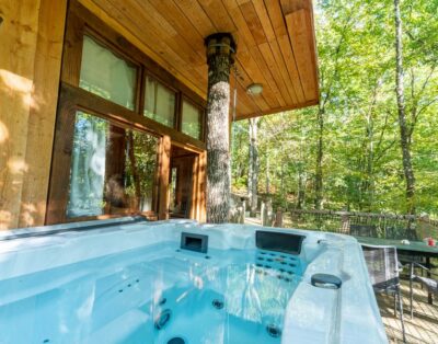 Cabane perchée avec spa entre Lot et Dordogne (2 à 4 pers.)
