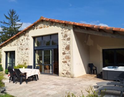 Gîte de caractère proche du Puy du Fou