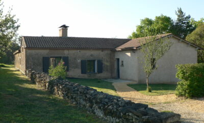 Gîte 12 personnes avec piscine en Dordogne