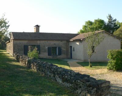Gîte 12 personnes avec piscine en Dordogne