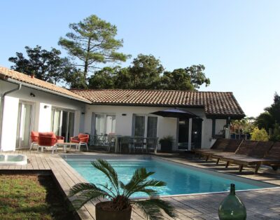 Maison 10 personnes avec piscine et jacuzzi sur la côte landaise