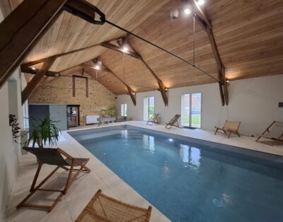 Gîte 12 pers avec piscine intérieur, proche Chartres