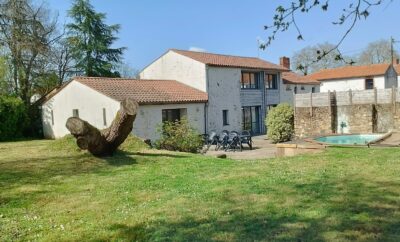 Gîte 10 pers, 3 chambres plain pied, piscine, Vendée